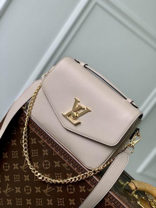 LV Handbags 300